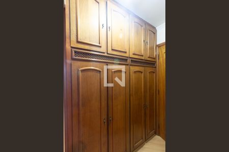 Apartamento à venda com 170m², 4 quartos e 3 vagas Apartamento à venda com 170m², 4 quartos e 3 vagasDetalhe