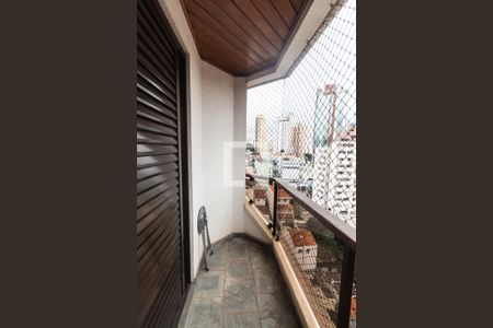 Apartamento à venda com 170m², 4 quartos e 3 vagas Apartamento à venda com 170m², 4 quartos e 3 vagasVaranda