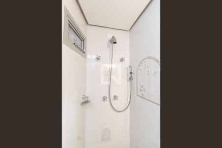 Apartamento à venda com 170m², 4 quartos e 3 vagas Apartamento à venda com 170m², 4 quartos e 3 vagasSuíte