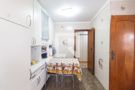 Apartamento à venda com 170m², 4 quartos e 3 vagas Apartamento à venda com 170m², 4 quartos e 3 vagasCozinha