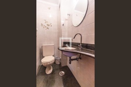 Apartamento à venda com 170m², 4 quartos e 3 vagas Apartamento à venda com 170m², 4 quartos e 3 vagasLavabo