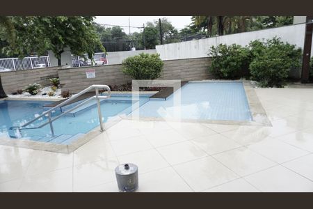 Apartamento à venda com 35m², 1 quarto e 1 vagaÁrea comum - Piscina