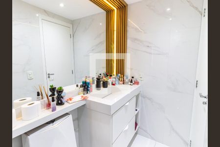 Apartamento à venda com 67m², 2 quartos e 1 vagaBanheiro da Suíte