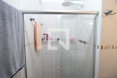 Casa de condomínio à venda com 120m², 2 quartos e 3 vagasBanheiro