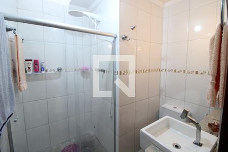 Casa de condomínio à venda com 120m², 2 quartos e 3 vagasBanheiro