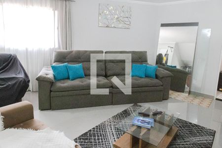 Casa à venda com 460m², 5 quartos e 6 vagas Casa à venda com 460m², 5 quartos e 6 vagasSala de TV