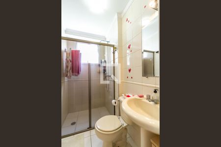 Apartamento à venda com 83m², 3 quartos e 2 vagas Apartamento à venda com 83m², 3 quartos e 2 vagasBanheiro da Suíte