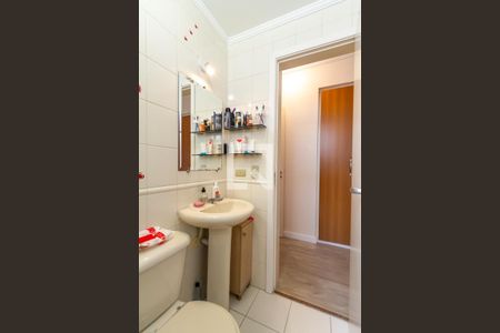 Apartamento à venda com 83m², 3 quartos e 2 vagas Apartamento à venda com 83m², 3 quartos e 2 vagasBanheiro da Suíte