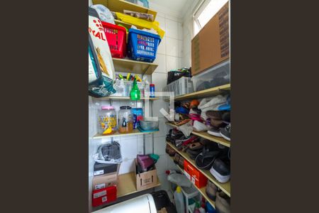 Apartamento à venda com 83m², 3 quartos e 2 vagas Apartamento à venda com 83m², 3 quartos e 2 vagasDespensa