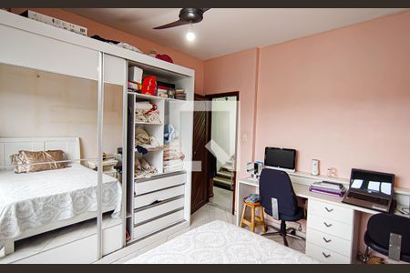 Casa à venda com 240m², 5 quartos e 3 vagas Casa à venda com 240m², 5 quartos e 3 vagasquarto 1