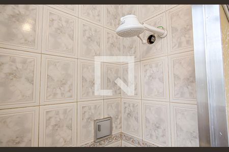 Casa à venda com 240m², 5 quartos e 3 vagas Casa à venda com 240m², 5 quartos e 3 vagasbanheiro social