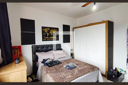 Casa à venda com 240m², 5 quartos e 3 vagas Casa à venda com 240m², 5 quartos e 3 vagasquarto 2