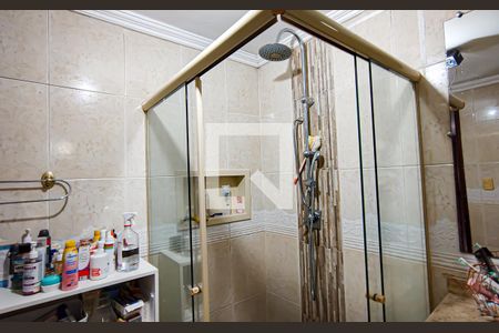 Casa à venda com 240m², 5 quartos e 3 vagas Casa à venda com 240m², 5 quartos e 3 vagasbanheiro quarto 4