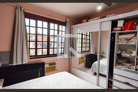 Casa à venda com 240m², 5 quartos e 3 vagas Casa à venda com 240m², 5 quartos e 3 vagasquarto 1