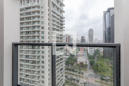 Apartamento à venda com 227m², 3 quartos e 4 vagas Apartamento à venda com 227m², 3 quartos e 4 vagasVaranda da Suíte 1