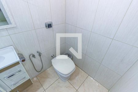 Apartamento à venda com 140m², 3 quartos e 1 vaga Apartamento à venda com 140m², 3 quartos e 1 vagaBanheiro da Suíte