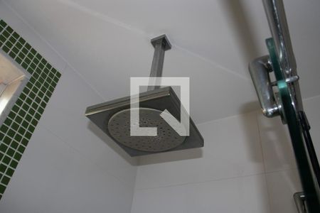 Casa de condomínio à venda com 360m², 4 quartos e 3 vagas Casa de condomínio à venda com 360m², 4 quartos e 3 vagasBanheiro