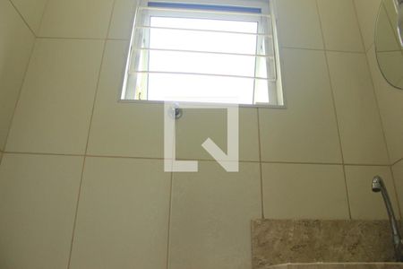 Casa à venda com 180m², 3 quartos e sem vagaLavabo