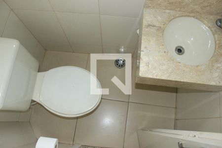 Casa à venda com 180m², 3 quartos e sem vagaLavabo