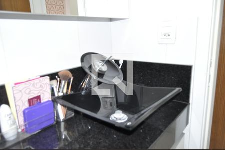 Apartamento à venda com 50m², 2 quartos e 1 vagaBanheiro 2