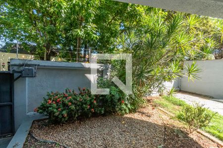 Casa à venda com 230m², 3 quartos e 4 vagas Casa à venda com 230m², 3 quartos e 4 vagasJardim