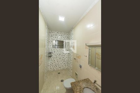 Casa à venda com 230m², 3 quartos e 4 vagas Casa à venda com 230m², 3 quartos e 4 vagasBanheiro Social 1