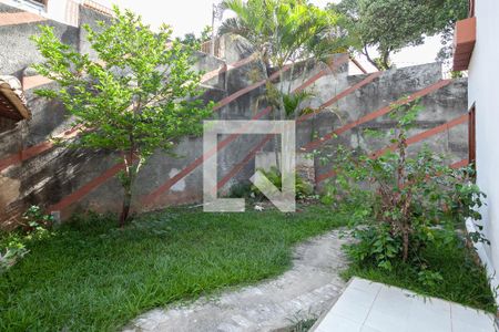 Casa à venda com 371m², 5 quartos e 8 vagas Casa à venda com 371m², 5 quartos e 8 vagasQuintal