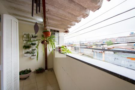 Casa à venda com 225m², 2 quartos e 2 vagas Casa à venda com 225m², 2 quartos e 2 vagasVaranda do quarto 1
