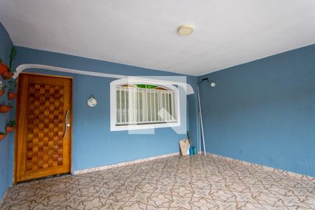 Casa à venda com 225m², 2 quartos e 2 vagas Casa à venda com 225m², 2 quartos e 2 vagasGaragem