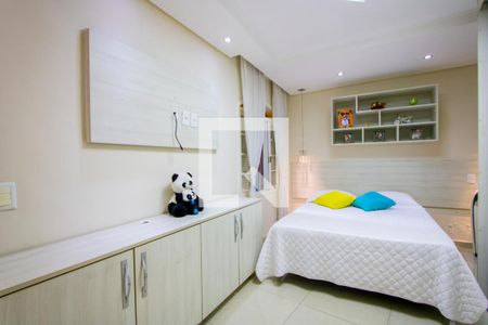 Casa à venda com 225m², 2 quartos e 2 vagas