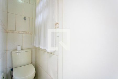 Casa à venda com 225m², 2 quartos e 2 vagas Casa à venda com 225m², 2 quartos e 2 vagasárea de serviço