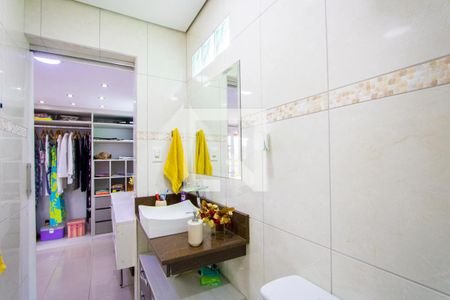 Casa à venda com 225m², 2 quartos e 2 vagas Casa à venda com 225m², 2 quartos e 2 vagasBanheiro do quarto 1