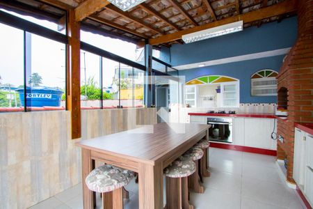 Casa à venda com 225m², 2 quartos e 2 vagas Casa à venda com 225m², 2 quartos e 2 vagasEspaço gourmet