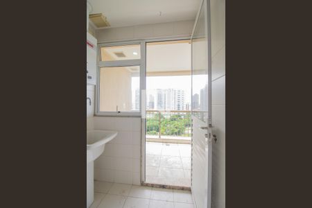 Apartamento à venda com 68m², 2 quartos e 1 vaga Apartamento à venda com 68m², 2 quartos e 1 vagaÁrea de Serviço