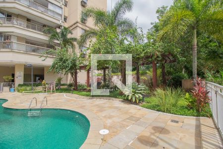 Apartamento à venda com 68m², 2 quartos e 1 vaga Apartamento à venda com 68m², 2 quartos e 1 vagaPiscina