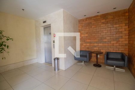 Apartamento à venda com 68m², 2 quartos e 1 vaga Apartamento à venda com 68m², 2 quartos e 1 vagaHall