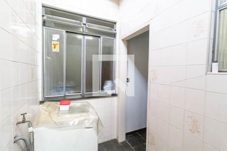 Casa à venda com 130m², 3 quartos e 4 vagas Casa à venda com 130m², 3 quartos e 4 vagasCasa 1 - Área de serviço