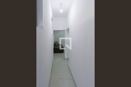 Casa à venda com 130m², 3 quartos e 4 vagas Casa à venda com 130m², 3 quartos e 4 vagasCorredor