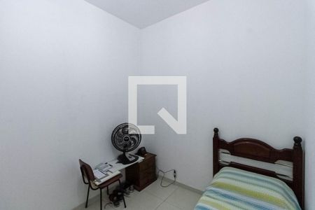 Casa à venda com 130m², 3 quartos e 4 vagas Casa à venda com 130m², 3 quartos e 4 vagasCasa 2 - Quarto