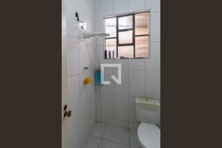 Casa à venda com 130m², 3 quartos e 4 vagas Casa à venda com 130m², 3 quartos e 4 vagasCasa 1 - Banheiro da suíte