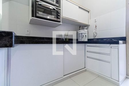 Casa à venda com 130m², 3 quartos e 4 vagas Casa à venda com 130m², 3 quartos e 4 vagasCasa 2 - Cozinha