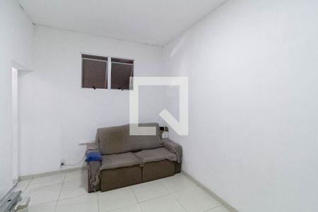 Casa à venda com 130m², 3 quartos e 4 vagas Casa à venda com 130m², 3 quartos e 4 vagasCasa 2 - Sala