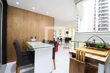 Apartamento à venda com 366m², 5 quartos e 5 vagasEspaço Gourmet