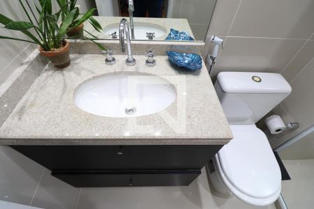 Apartamento à venda com 366m², 5 quartos e 5 vagasBanheiro da Suíte 3