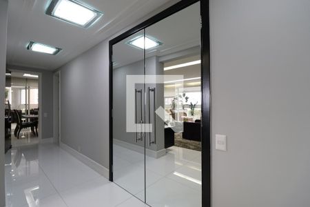 Apartamento à venda com 366m², 5 quartos e 5 vagasCorredor