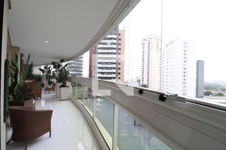 Apartamento à venda com 366m², 5 quartos e 5 vagasVaranda da Sala