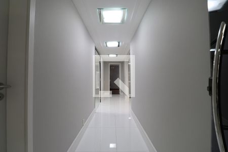 Apartamento à venda com 366m², 5 quartos e 5 vagasCorredor