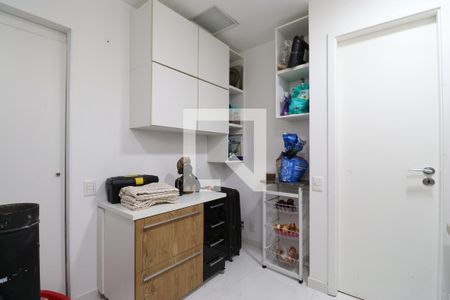 Apartamento à venda com 366m², 5 quartos e 5 vagasQuarto de Serviço