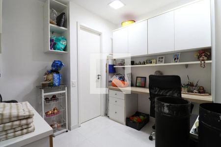 Apartamento à venda com 366m², 5 quartos e 5 vagasQuarto de Serviço