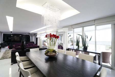 Apartamento à venda com 366m², 5 quartos e 5 vagasSala de Jantar
